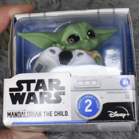 NWT The Bounty Hunter - The Child Series 2 Baby Yoda/Grogu Toys Set of 2 - Picture 11 of 16